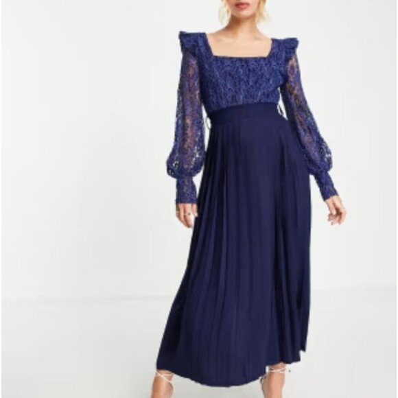 NWT Little Mistress Lace Detail Midaxi Dress in Navy Size US 6 - Picture 1 of 9